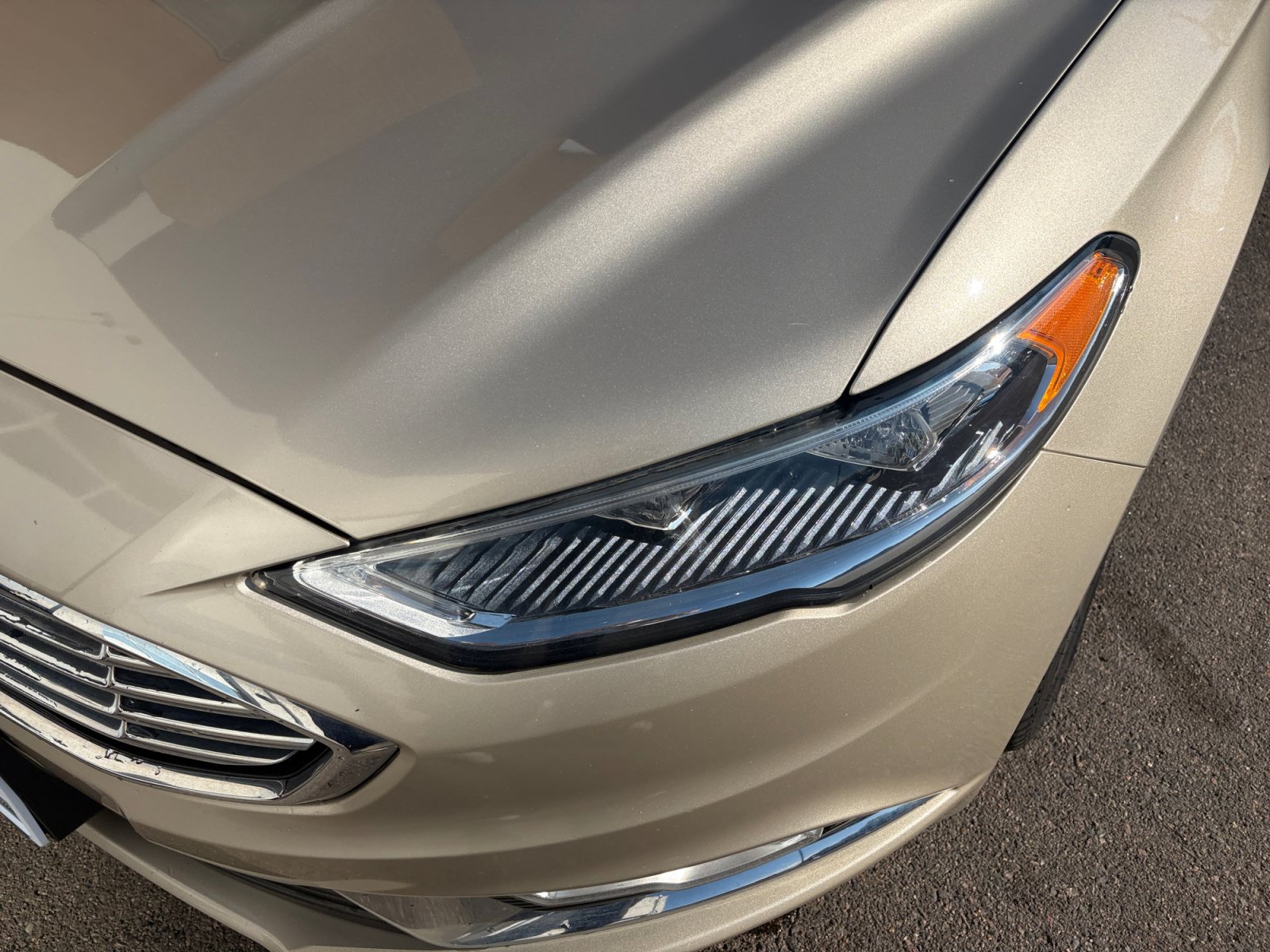 Used 2017 Ford Fusion SE w/ Fusion SE Technology Package AWD/4WD image 9