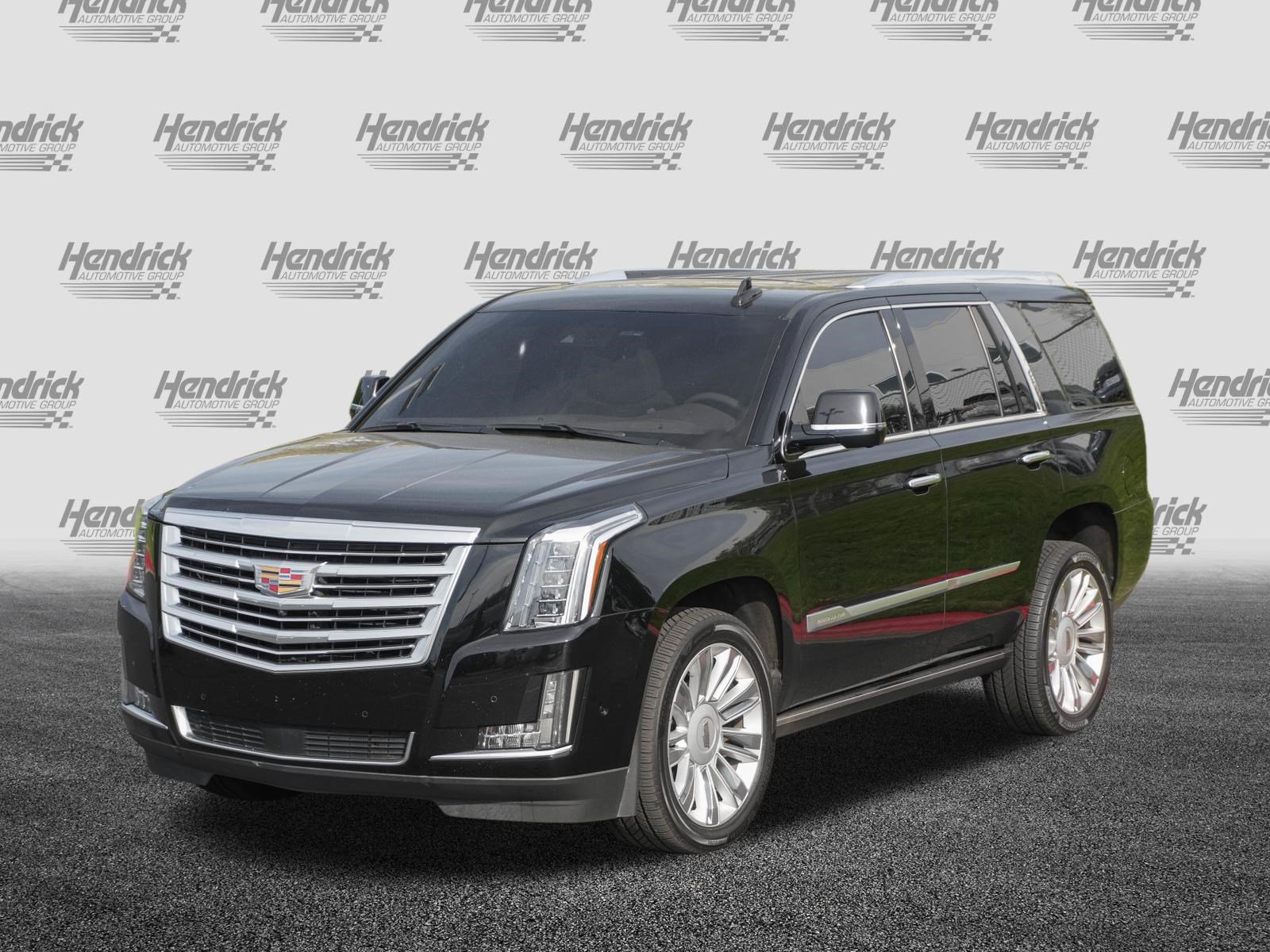Used 2020 Cadillac Escalade Platinum AWD/4WD image 5