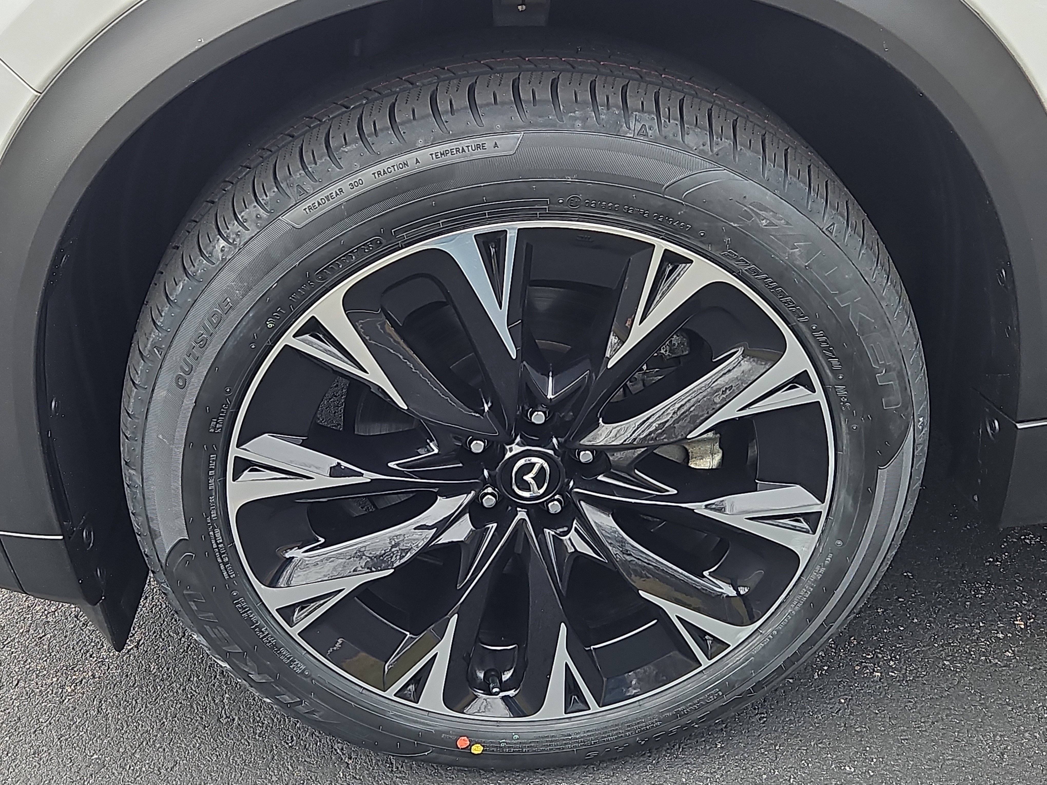 Certified 2024 MAZDA CX-90 Plug-In Hybrid w/ Premium Plus image 4