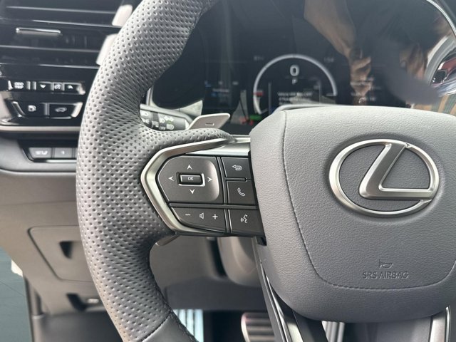 Certified 2026 Lexus TX 500h AWD w/ Technology Package image 15