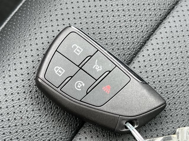 Used 2026 Chevrolet Equinox EV RS FWD image 32
