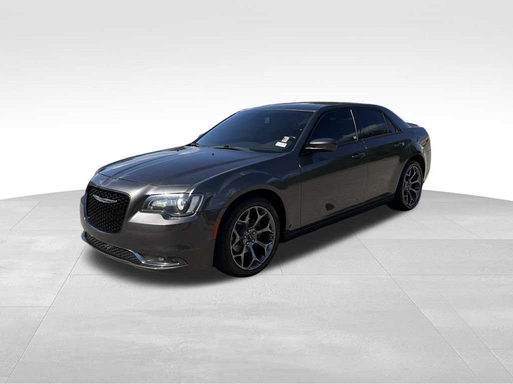 Used 2017 Chrysler 300 S RWD image 7
