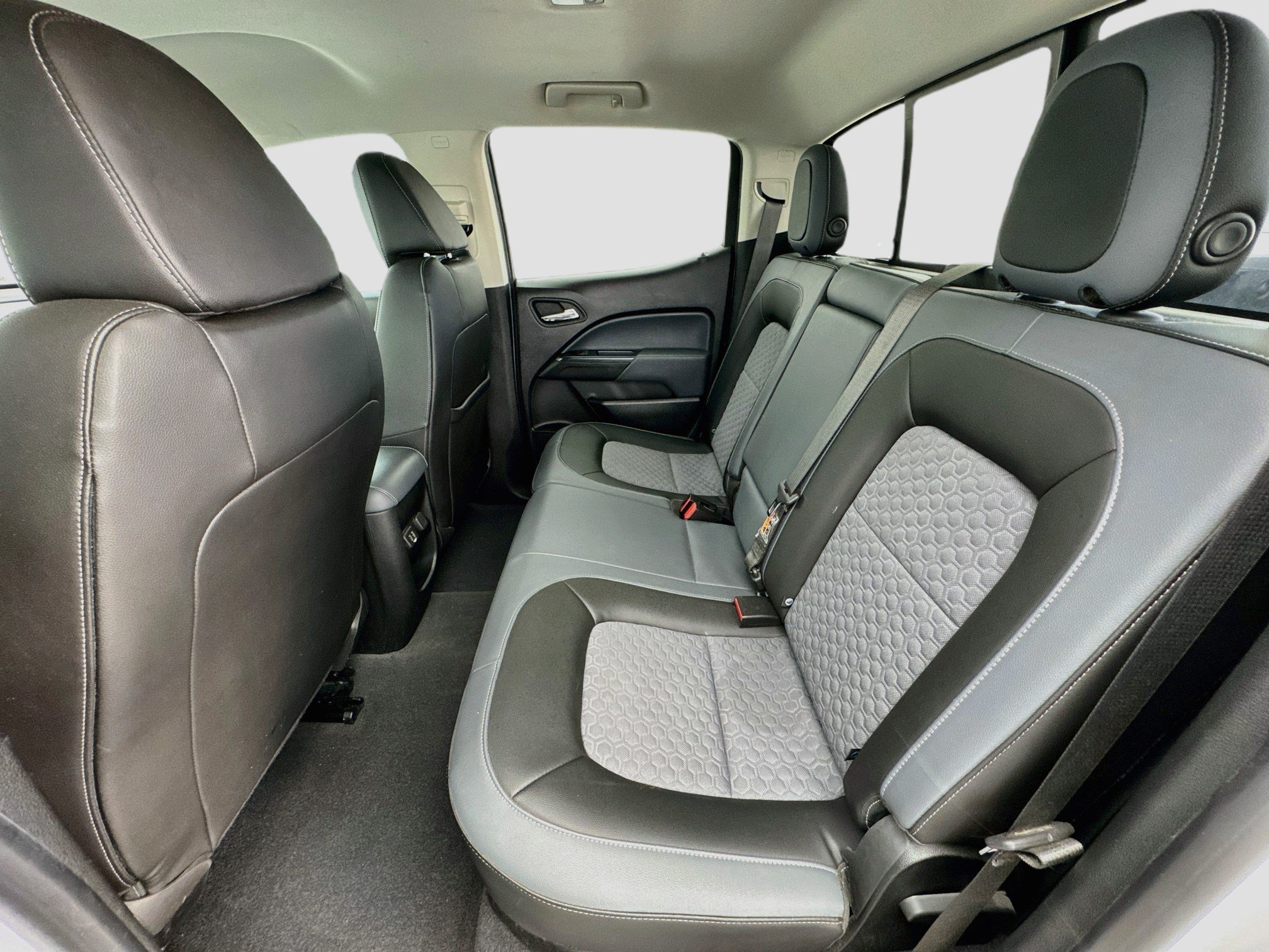 Used 2021 Chevrolet Colorado Z71 RWD image 15