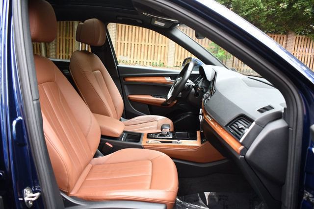Used 2021 Audi Q5 2.0T Premium Plus w/ Premium Plus Package image 27