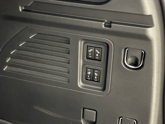 New 2026 GMC Acadia Denali w/ Super Cruise Package image 11