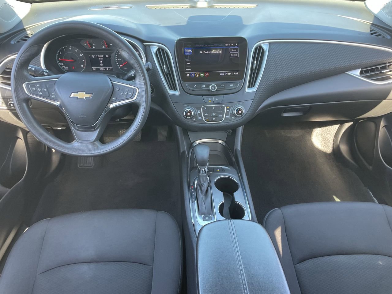 Used 2024 Chevrolet Malibu LT image 15