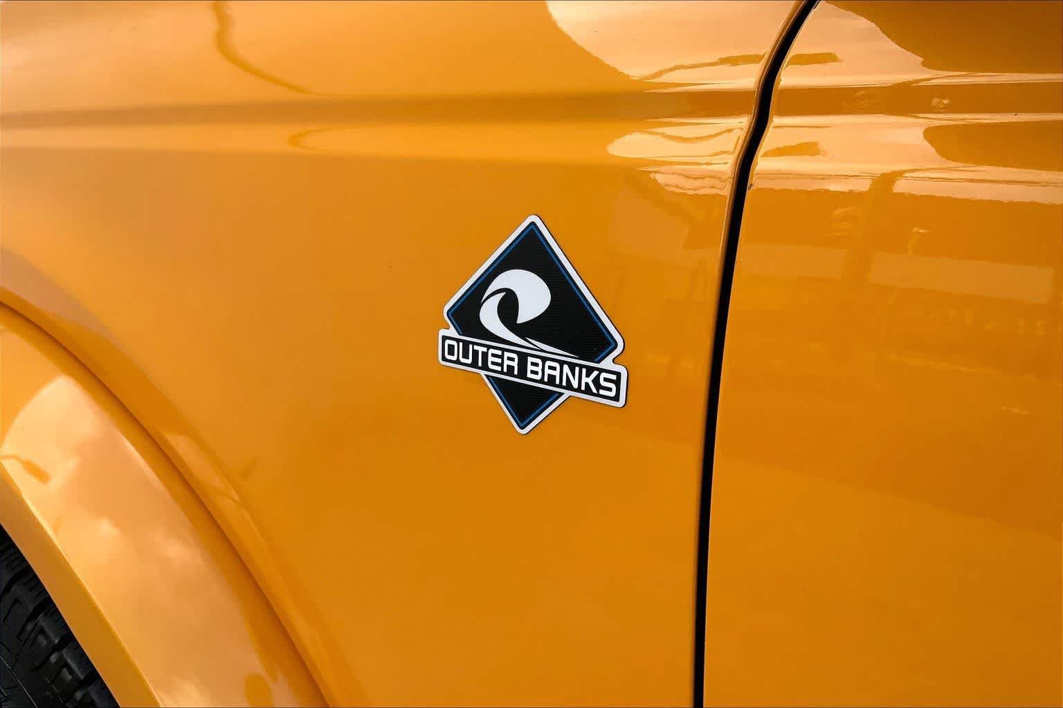 Used 2021 Ford Bronco Outer Banks AWD/4WD image 7