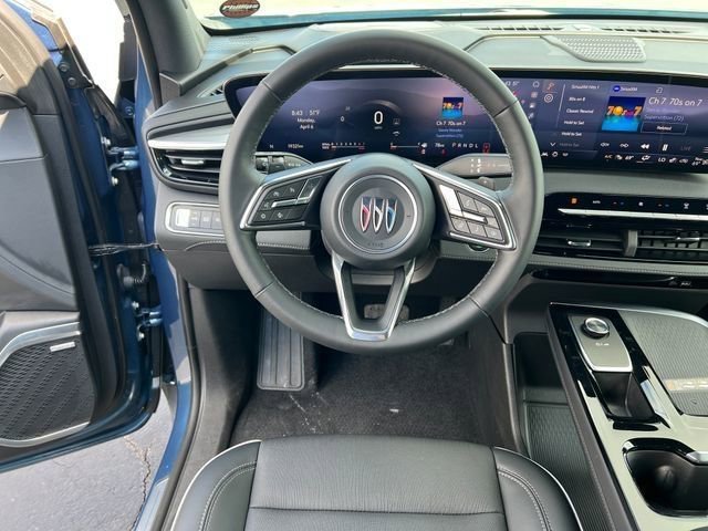 Certified 2025 Buick Enclave Preferred FWD image 26