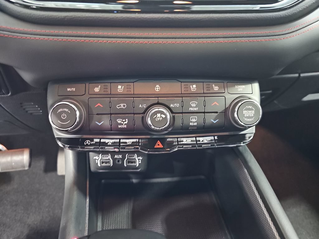 Used 2023 Dodge Durango GT AWD/4WD image 20