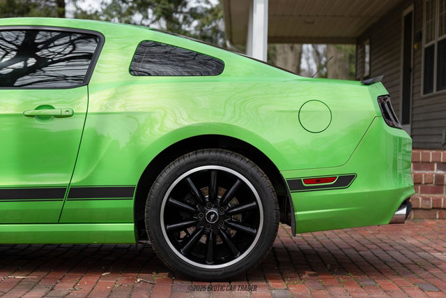 Used 2013 Ford Mustang Boss 302 w/ Boss 302 Accessory Pkg RWD image 5