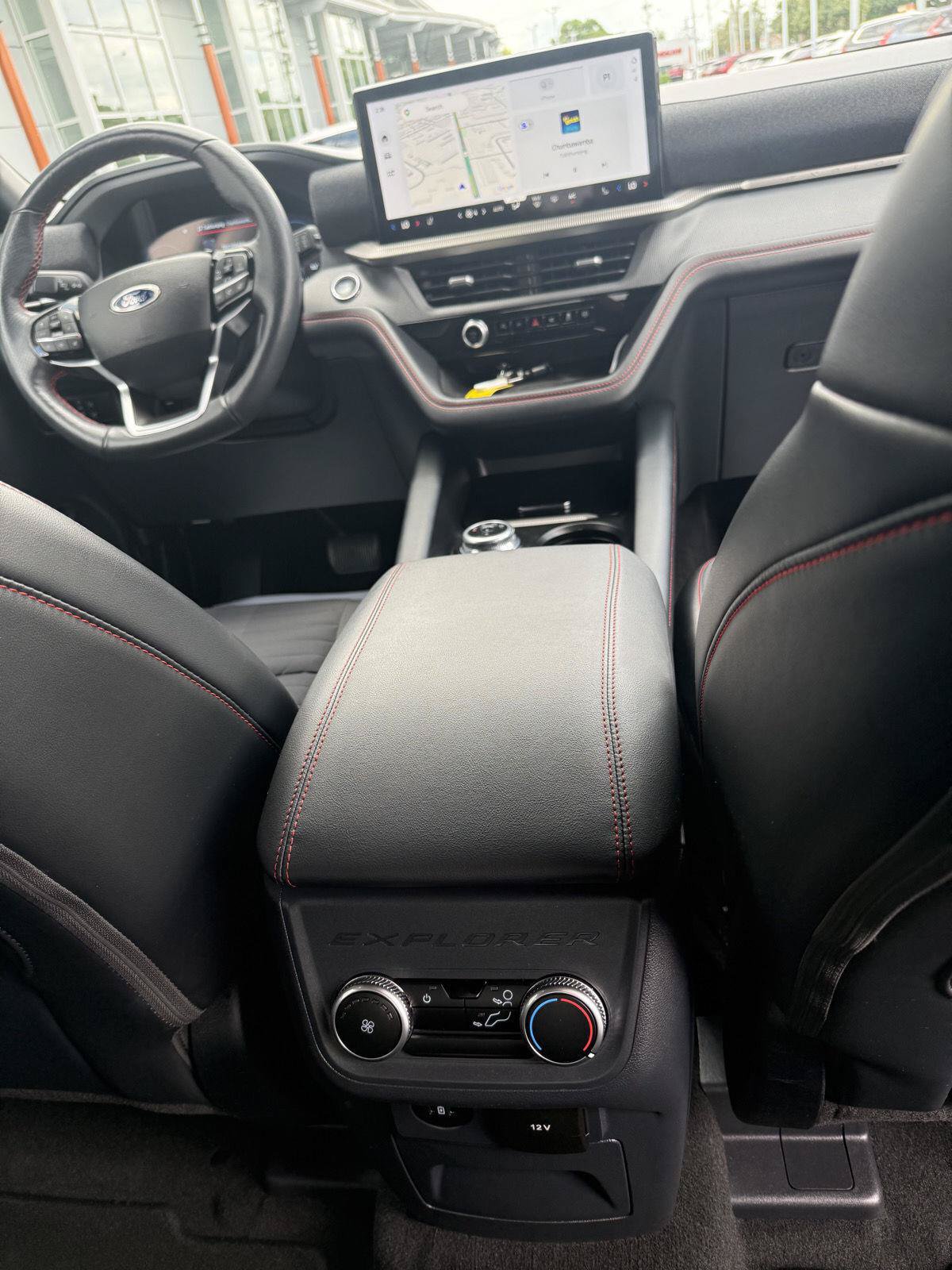 Used 2025 Ford Explorer ST-Line AWD/4WD image 24