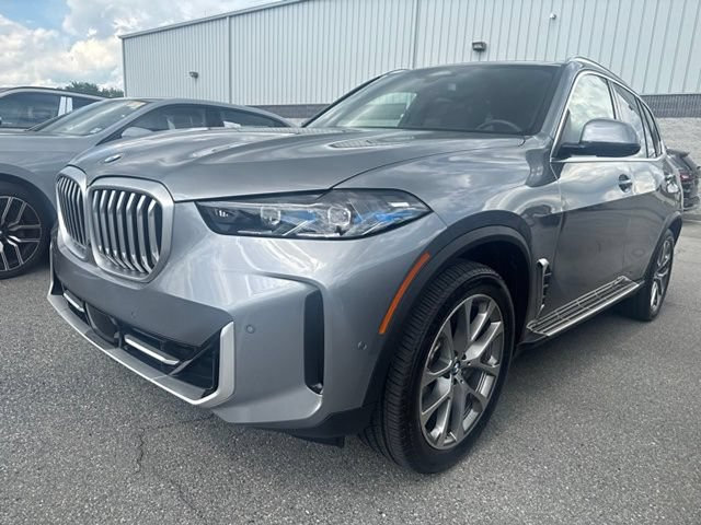 Certified 2024 BMW X5 xDrive40i w/ Premium Package AWD/4WD image 16