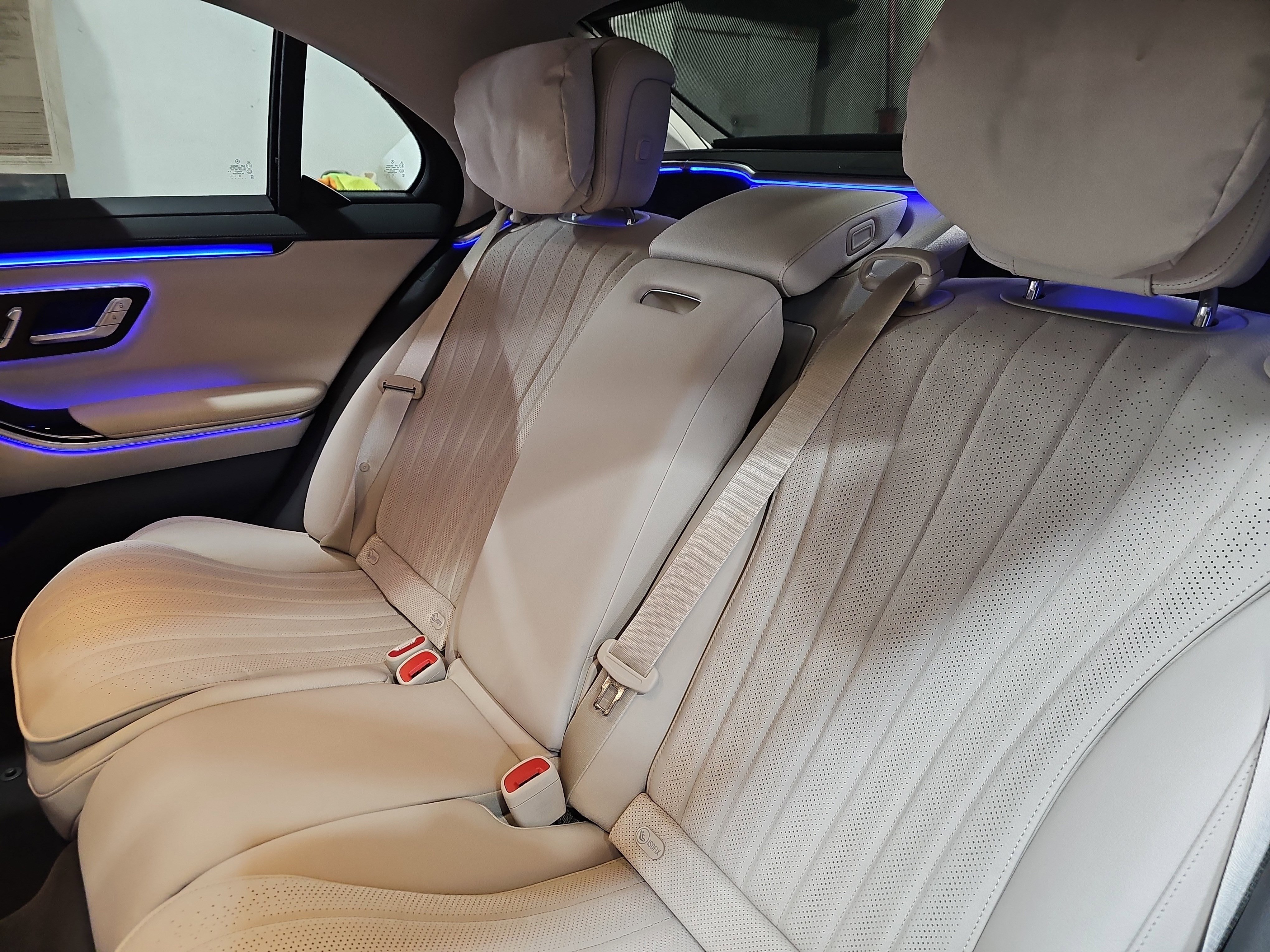 Used 2023 Mercedes-Benz S 500 4MATIC image 16