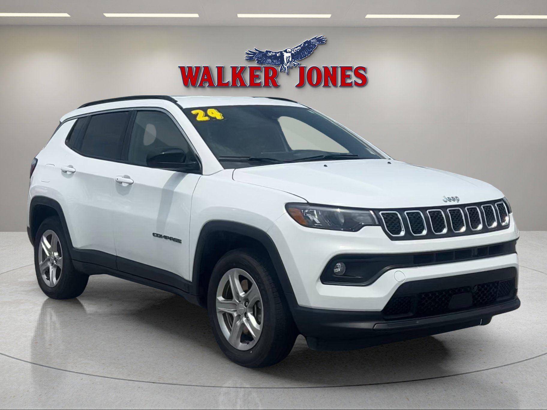 Used 2024 Jeep Compass Latitude