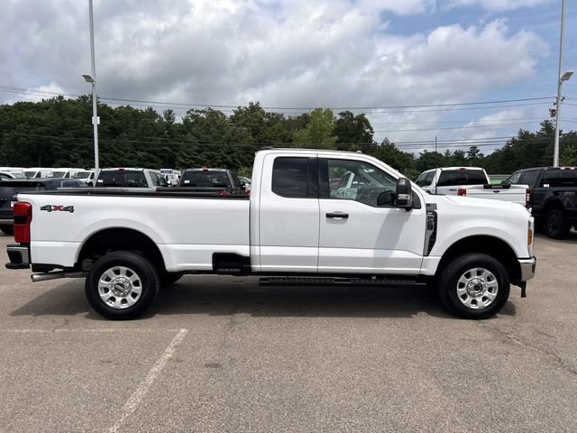 Used 2024 Ford F250 XLT w/ 360-Degree Camera Package AWD/4WD image 2