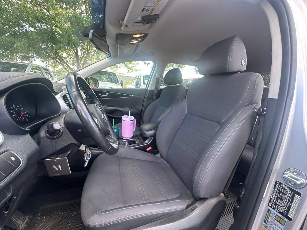 Used 2018 Kia Sorento AWD image 6