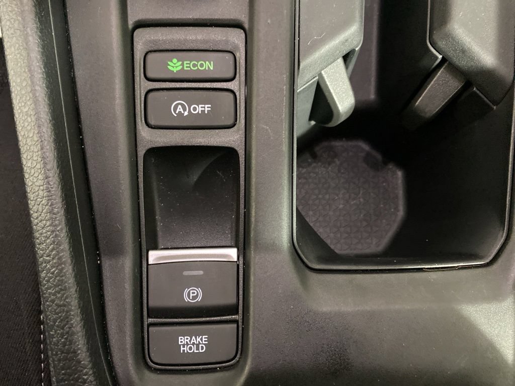 Used 2025 Honda Accord SE image 9