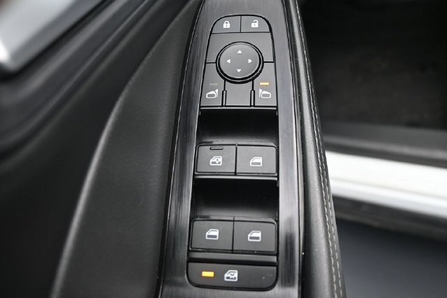 Certified 2024 Nissan Rogue SV AWD/4WD image 15