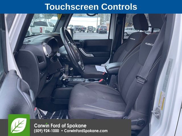 Used 2015 Jeep Wrangler Unlimited Rubicon w/ Connectivity Group image 2