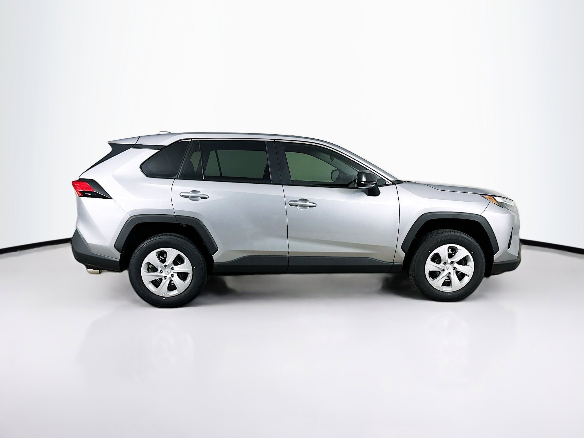 Used 2025 Toyota RAV4 LE image 10