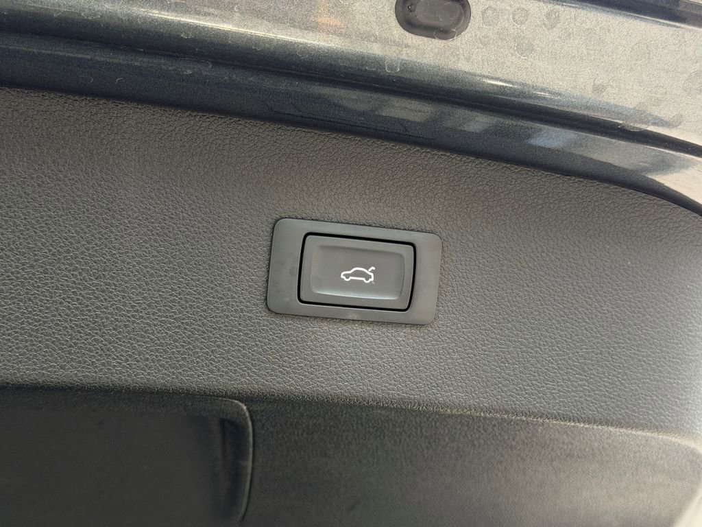 Used 2016 Audi RS 7 Prestige image 16