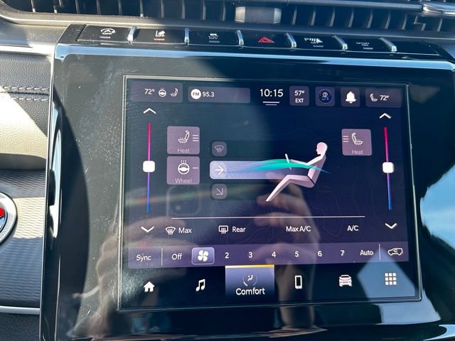 New 2025 Jeep Grand Cherokee Altitude image 21