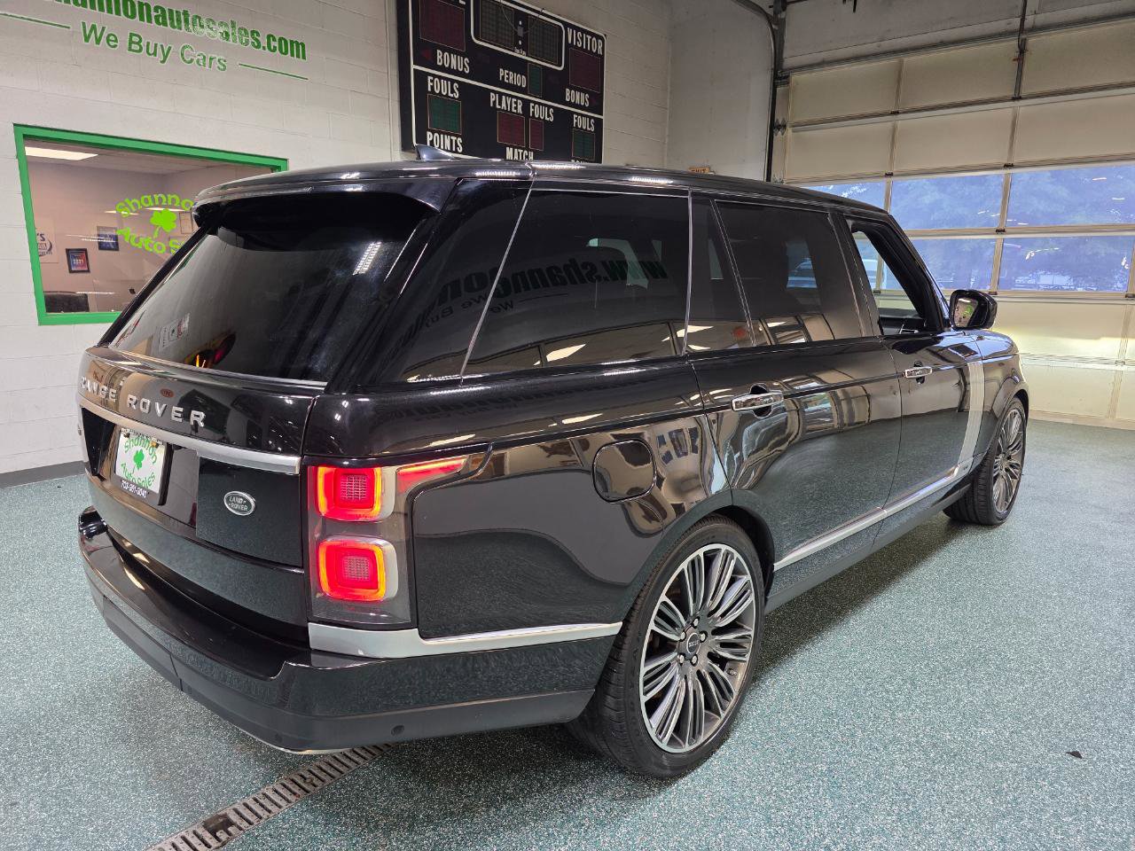 Used 2019 Land Rover Range Rover Long Wheelbase Autobiography AWD/4WD image 6