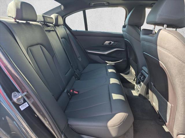 Used 2020 BMW 330i Sedan w/ Convenience Package RWD image 21
