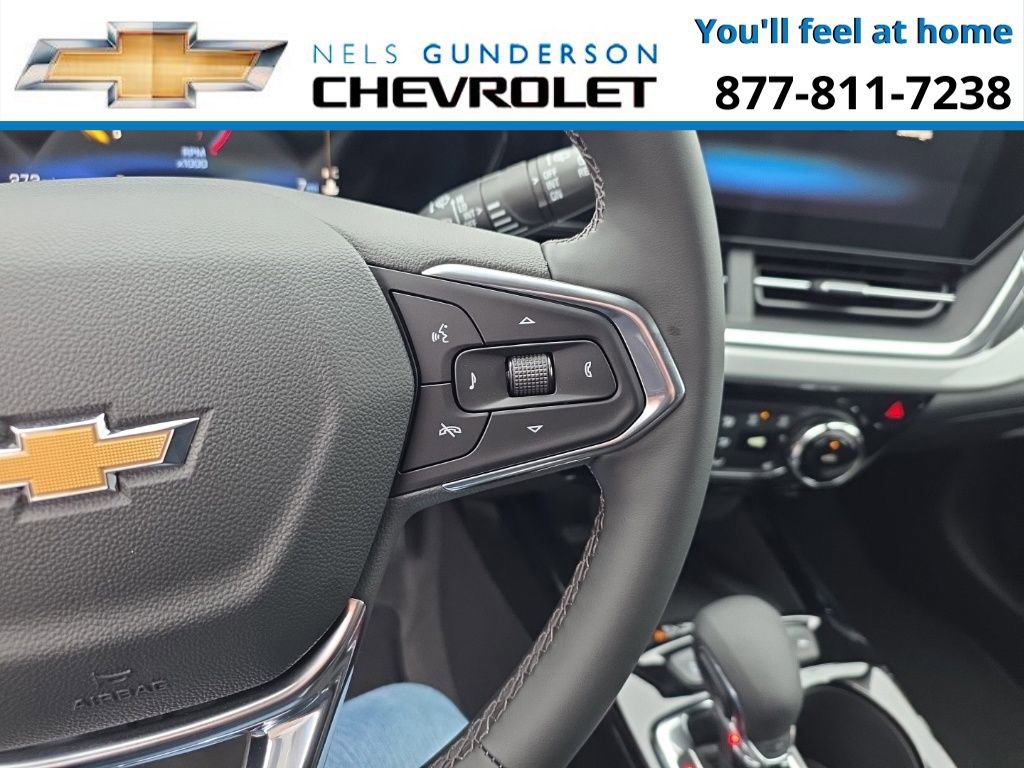 New 2026 Chevrolet Trax LT w/ Sunroof Package image 25