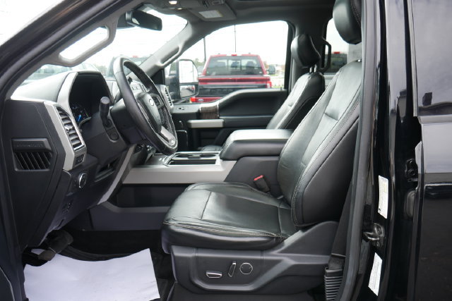 Used 2017 Ford F350 Lariat w/ Lariat Ultimate Package AWD/4WD image 2