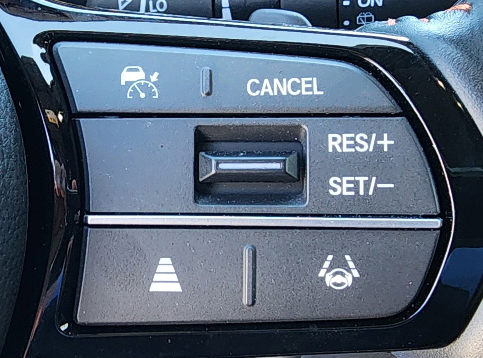 Used 2025 Honda CR-V Sport Touring image 11