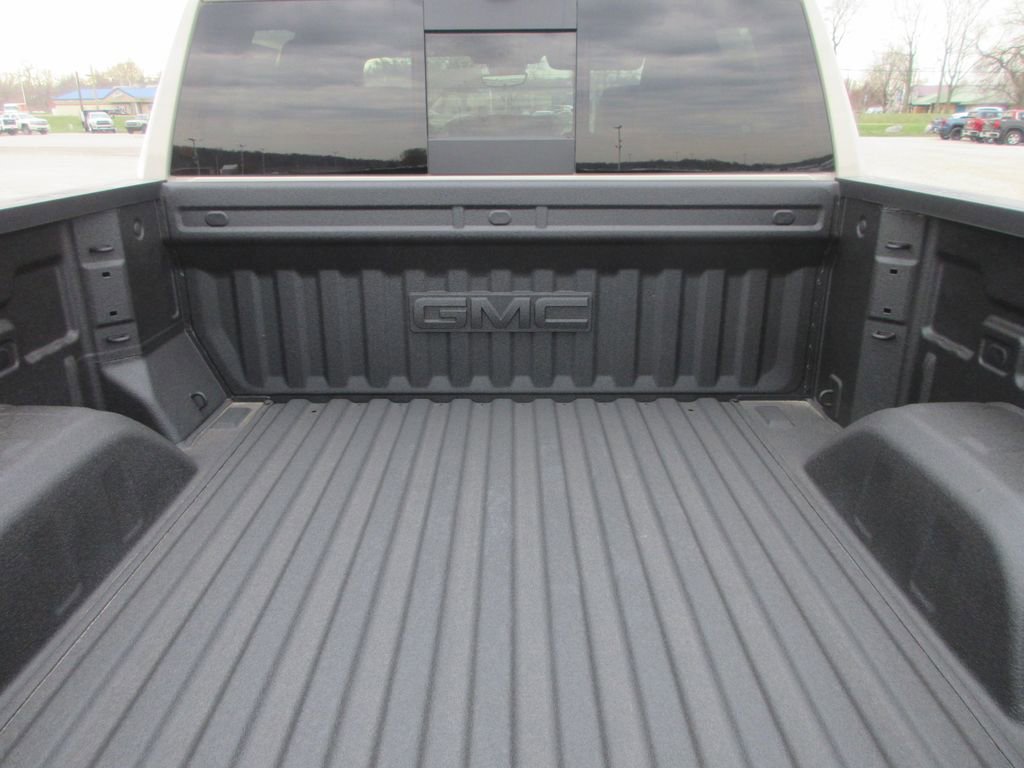 New 2026 GMC Sierra 1500 AT4 w/ AT4 Premium Package image 7