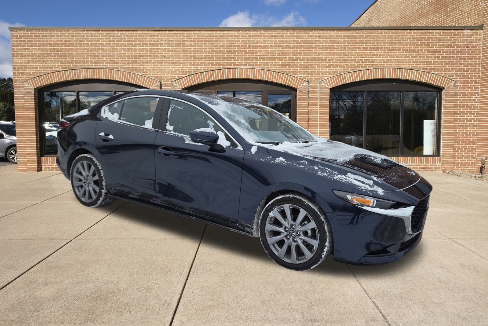 Used 2025 MAZDA MAZDA3 s image 1