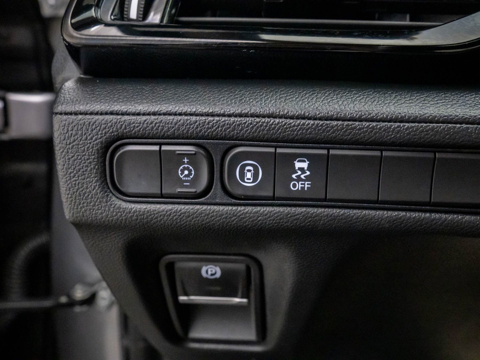 Used 2023 Acura MDX SH-AWD image 33