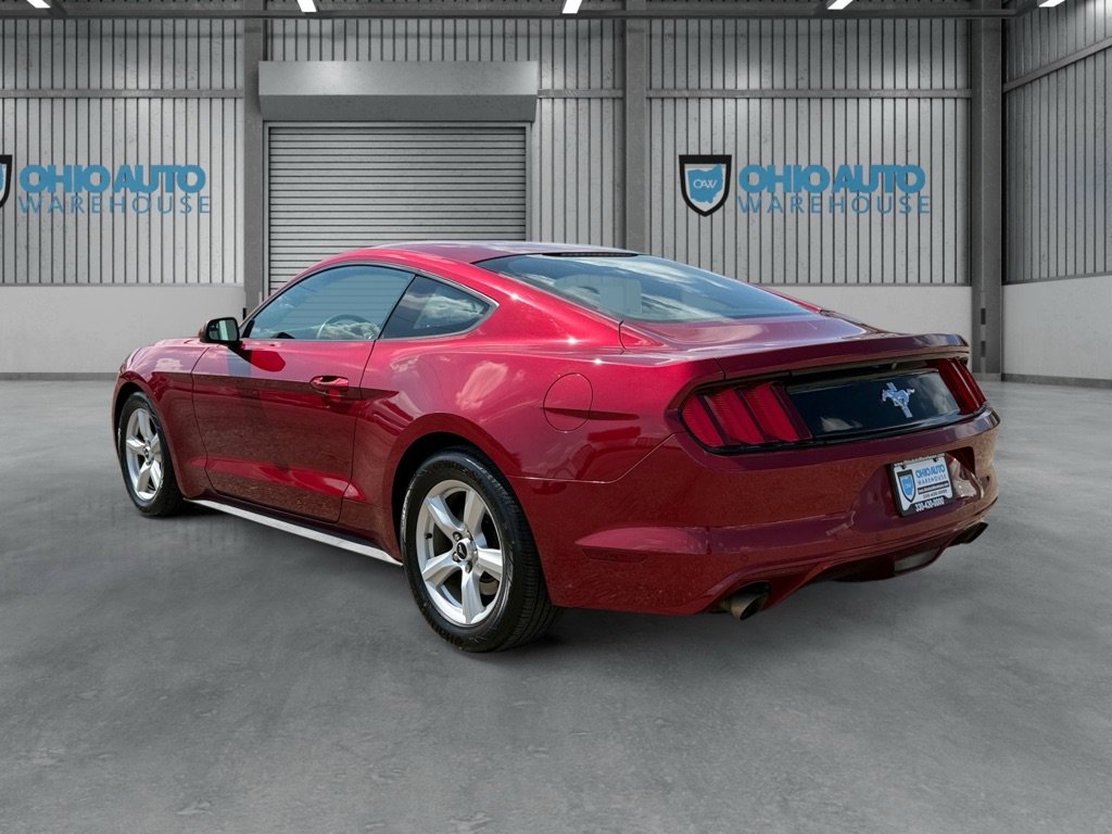 Used 2017 Ford Mustang Coupe RWD image 6