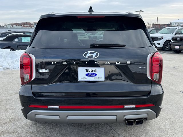 Used 2024 Hyundai Palisade Limited image 9