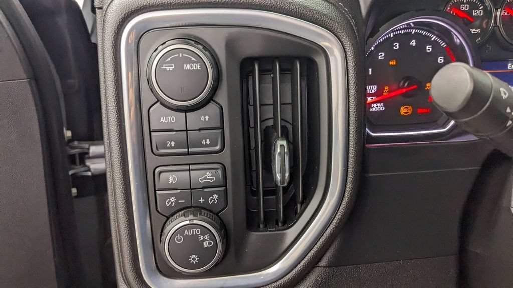 Used 2021 Chevrolet Silverado 1500 LT Trail Boss w/ Bed Protection Package AWD/4WD image 20