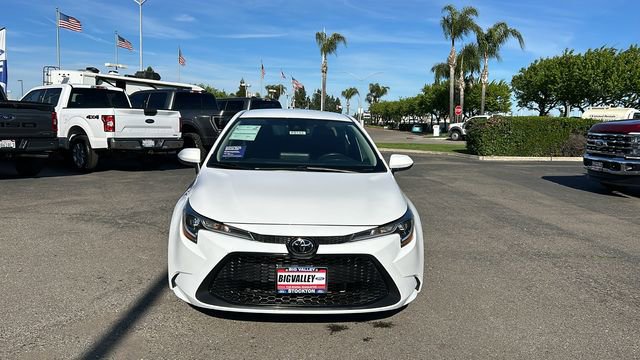 Used 2022 Toyota Corolla LE w/ Carpet Mat Package (TMS) image 8