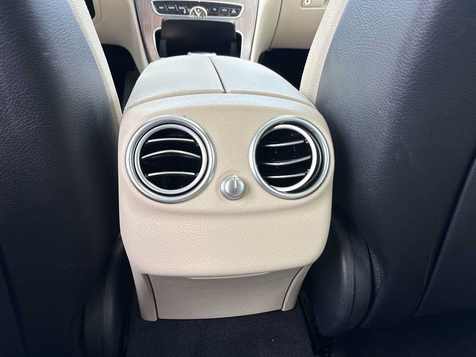 Used 2019 Mercedes-Benz C 300 4MATIC Sedan image 21