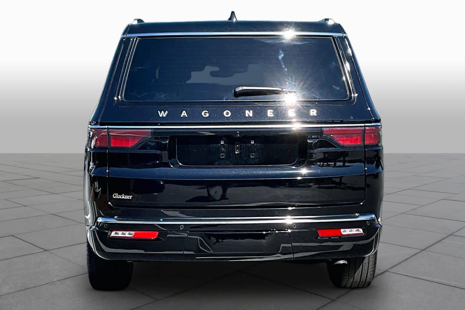 Used 2025 Jeep Wagoneer Series III w/ Premium Group I AWD/4WD image 5