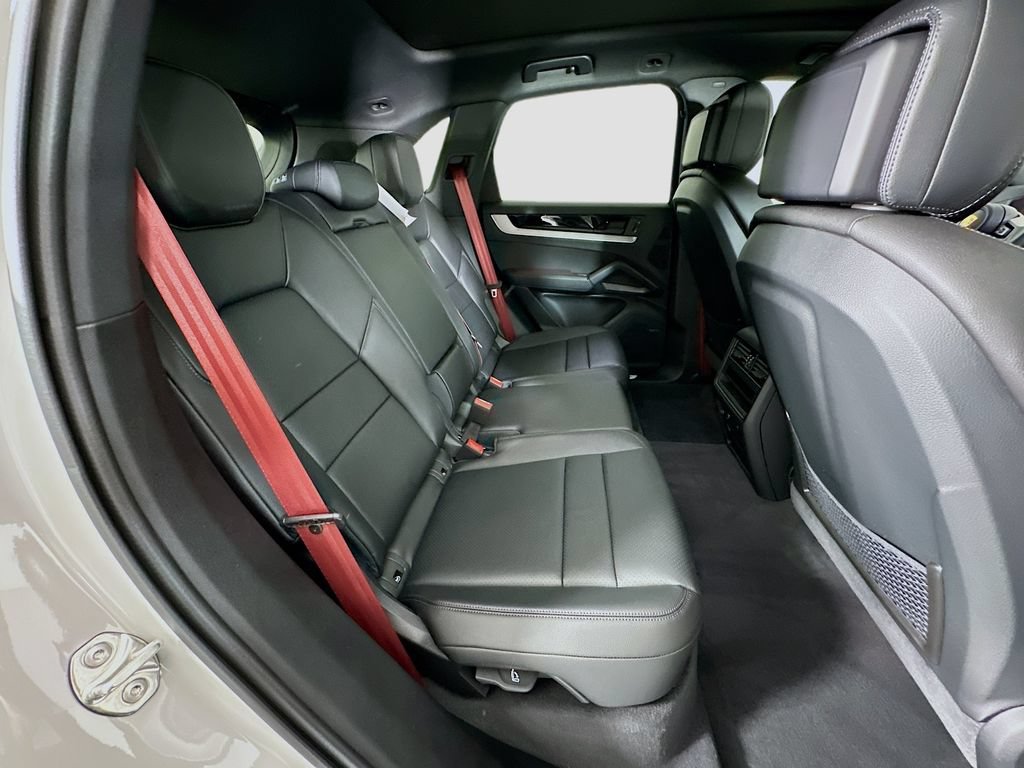 New 2026 Porsche Cayenne S AWD/4WD image 29