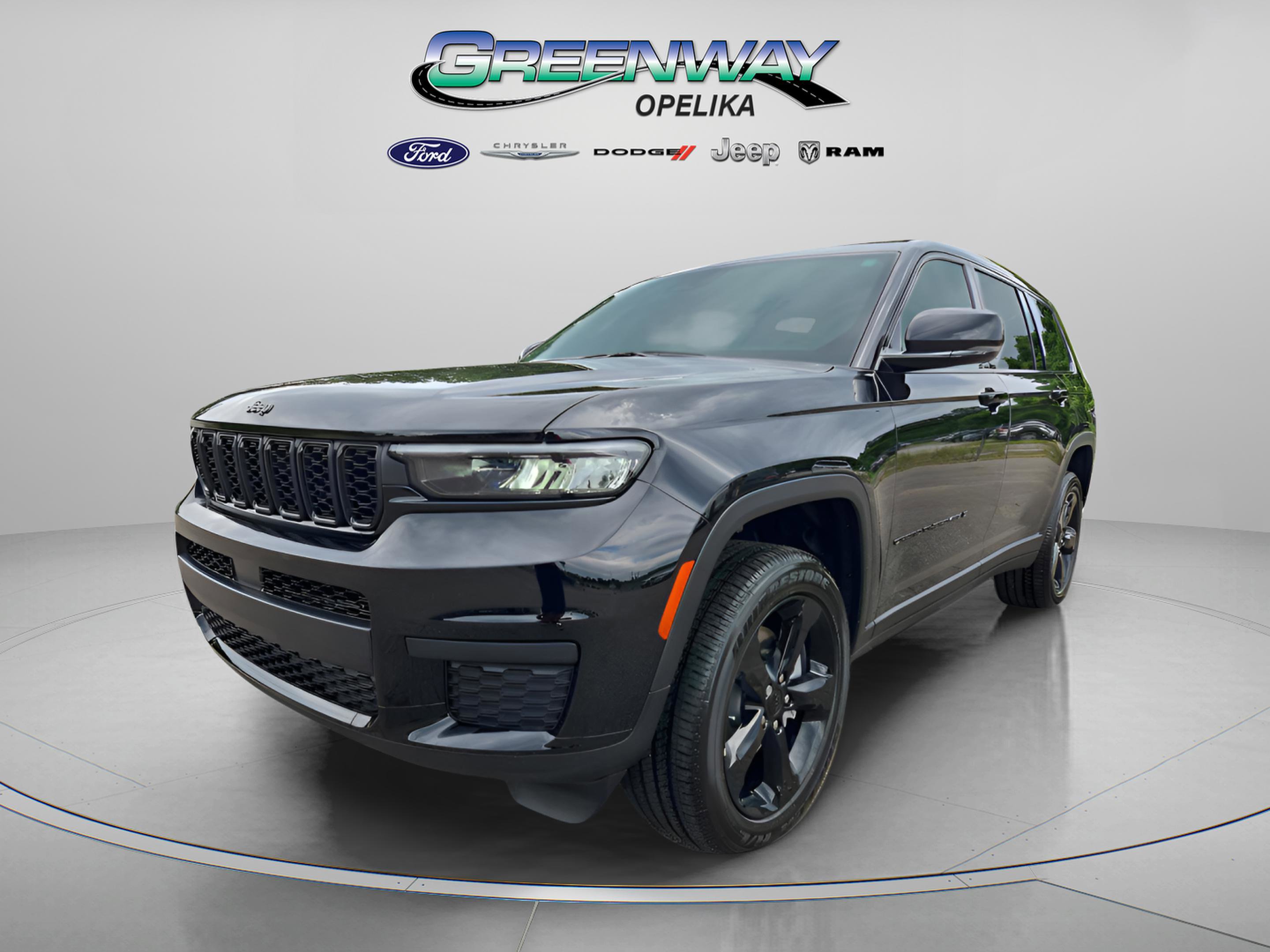 New 2025 Jeep Grand Cherokee L Altitude image 3