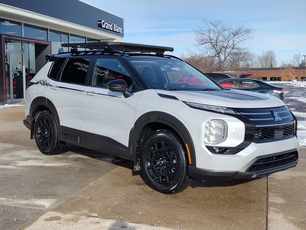 New 2026 Mitsubishi Outlander Trail Edition image 14