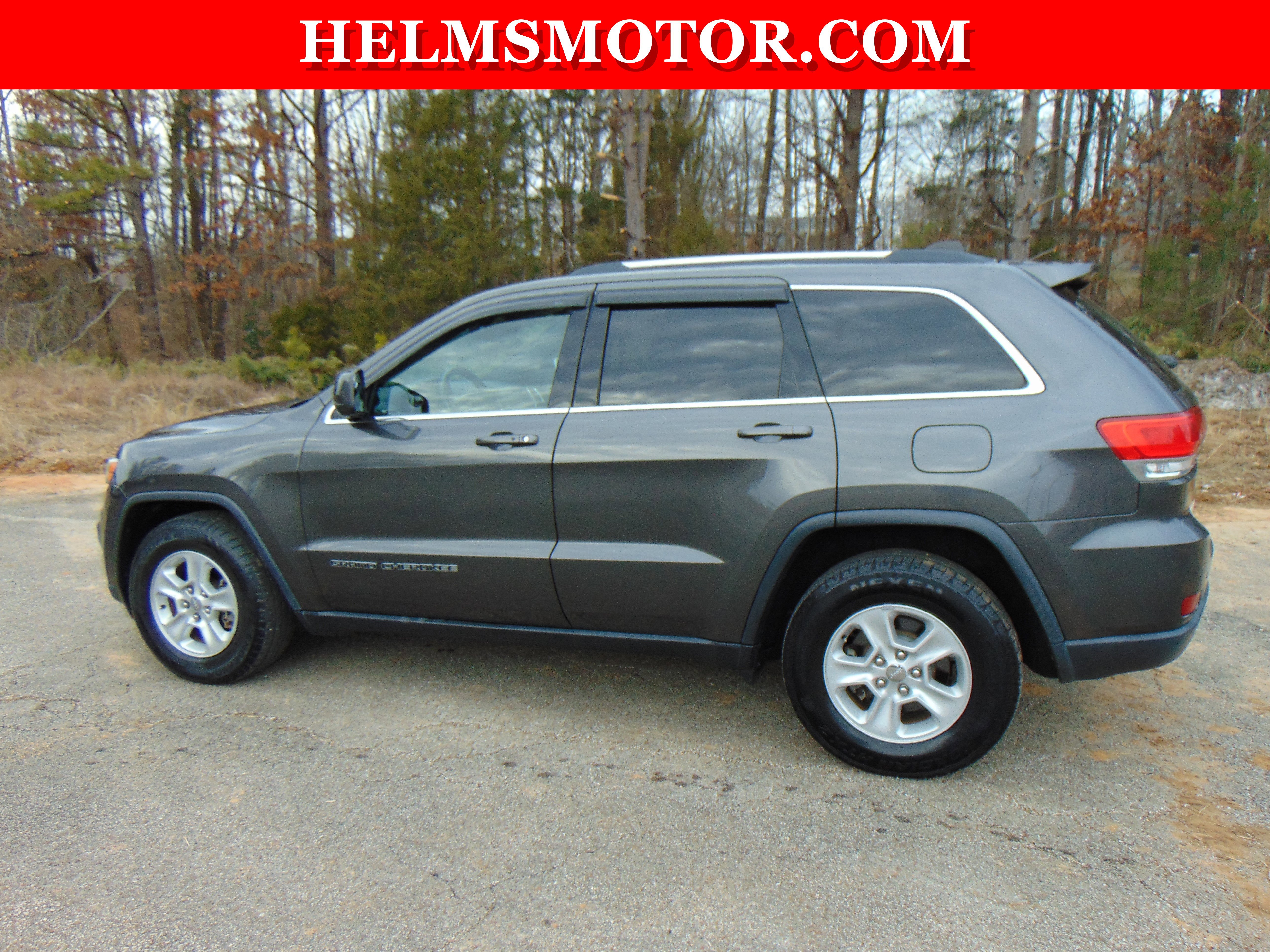 Certified 2017 Jeep Grand Cherokee Laredo w/ Quick Order Package 2BE image 5