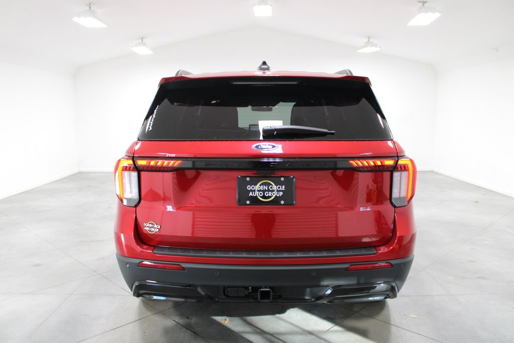 New 2026 Ford Explorer ST-Line w/ ST-Line Street Pack image 7