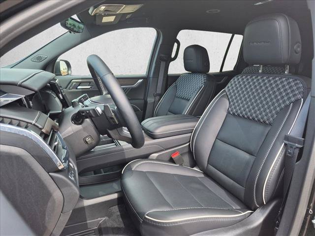 Used 2026 GMC Acadia Denali w/ Super Cruise Package FWD image 23