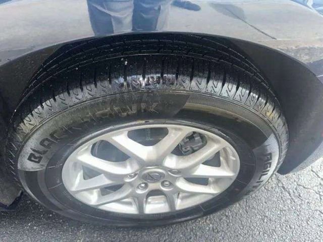 Used 2023 Chrysler Pacifica Touring-L image 23