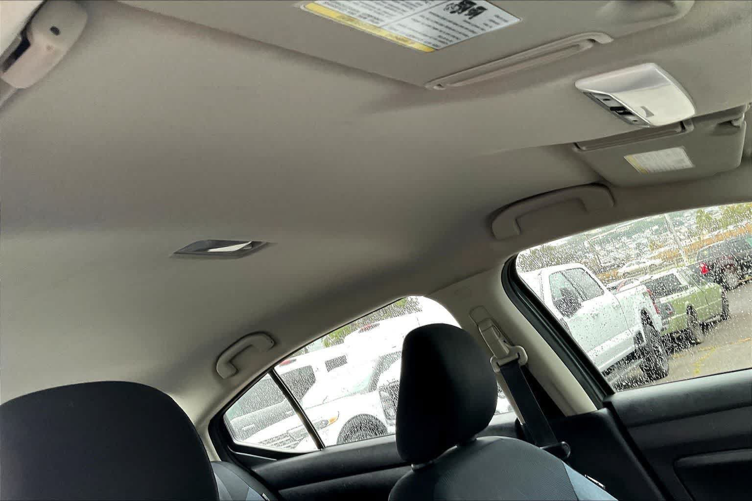 Used 2023 Nissan Versa SV FWD image 30