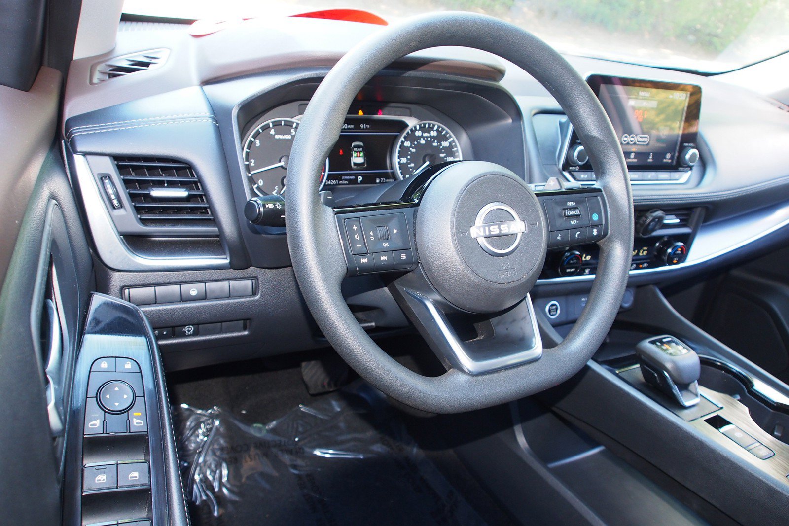 Used 2023 Nissan Rogue SV FWD image 15