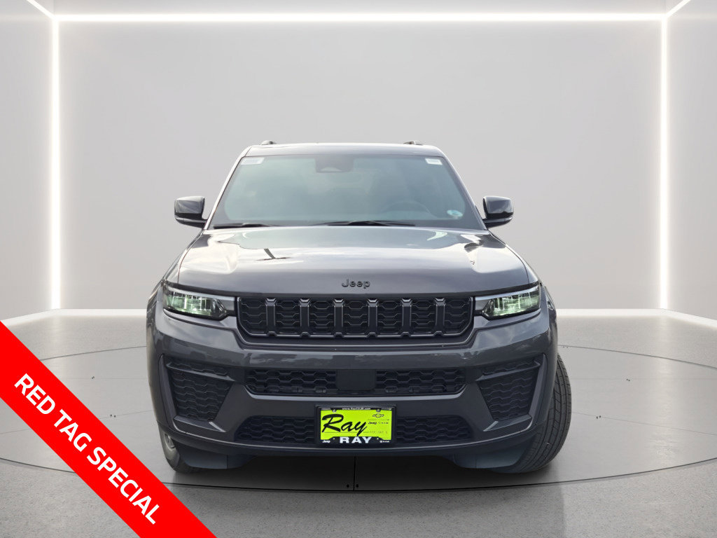 New 2026 Jeep Grand Cherokee Altitude AWD/4WD image 2